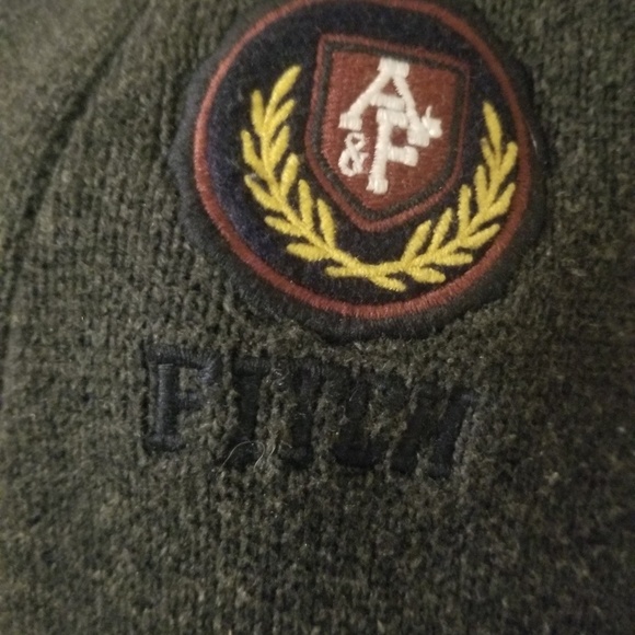 Ambercombie & Finch - Picture 5 of 6